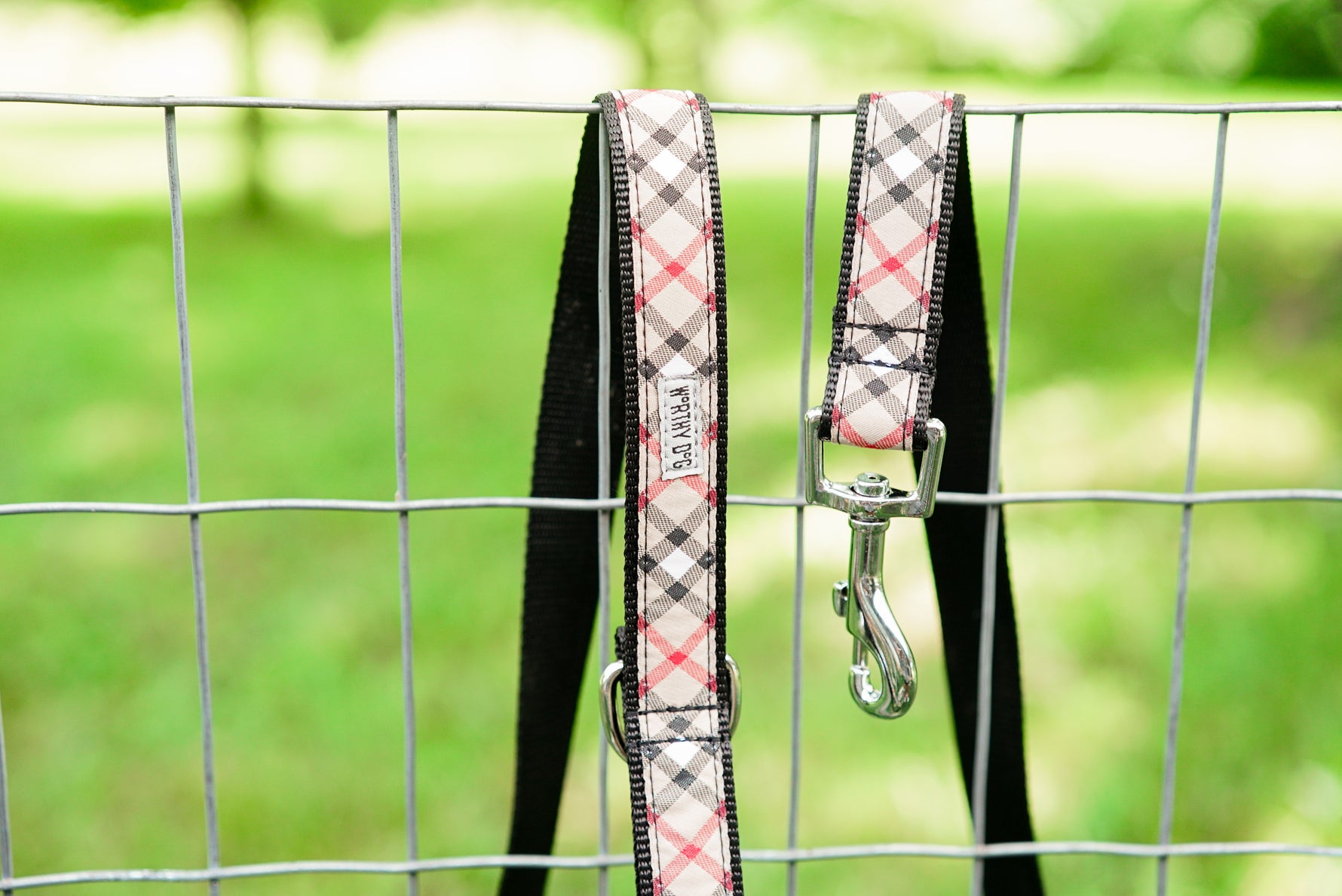 Bias Plaid Lead